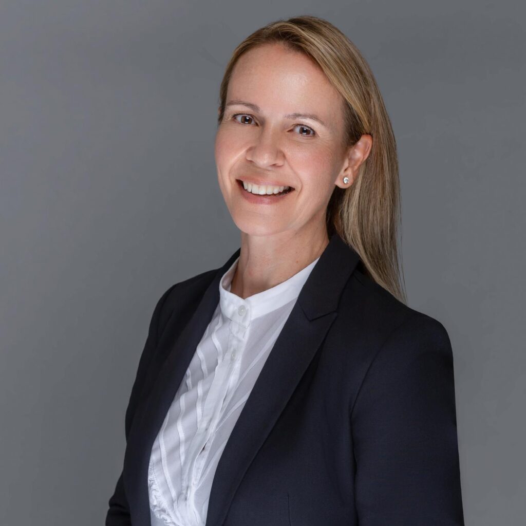Lorrie Joy - Dental Hygienist 牙齒衛生員